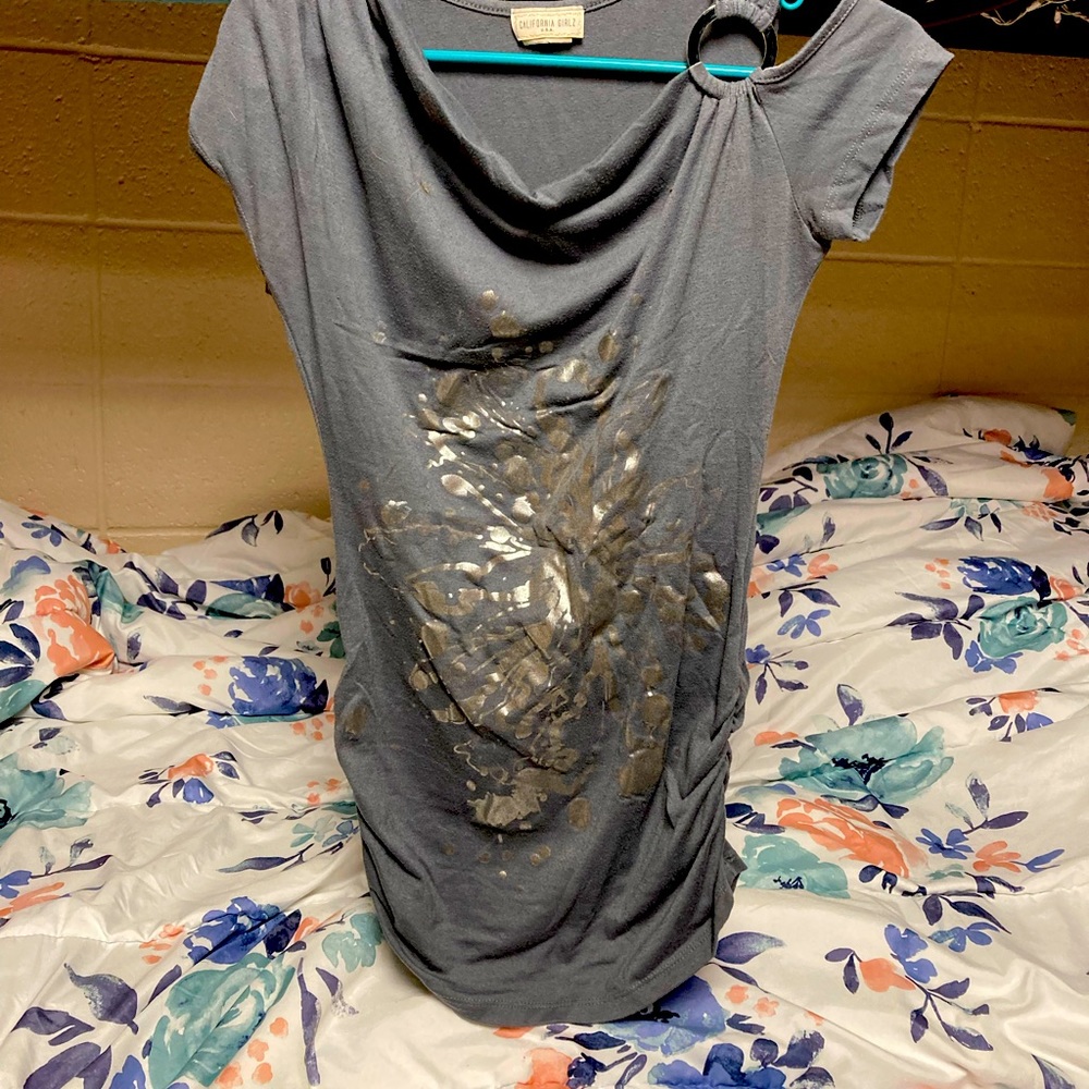 Gray blouse with fun sleeve